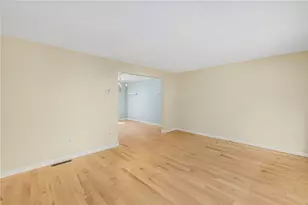 341 Sumner Ave, Warwick, RI 02888 - Photo 8