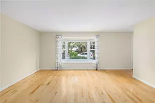 341 Sumner Ave, Warwick, RI 02888 - Photo 6