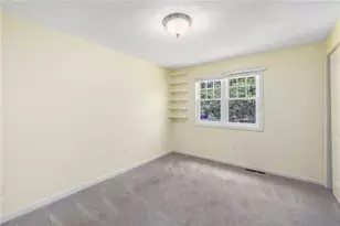 341 Sumner Ave, Warwick, RI 02888 - Photo 24