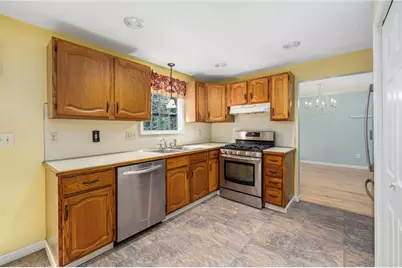 341 Sumner Avenue, Warwick, RI 02888 - Photo 18