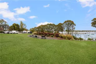 3940 Post Rd, Warwick, RI 02886 - Photo 14