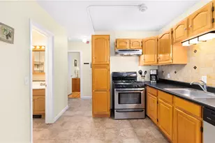 3940 Post Rd, Warwick, RI 02886 - Photo 6