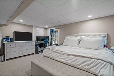 6 Emerson Court, West Warwick, RI 02893 - Photo 32