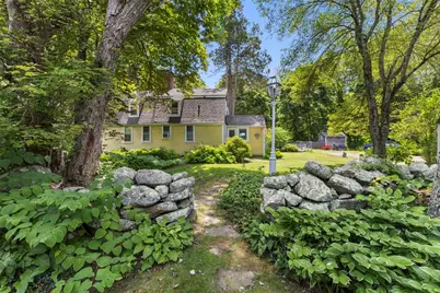 1300 Middle Road, East Greenwich, RI 02818 - Photo 2