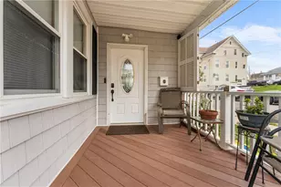 51 7th St, East Providence, RI 02914 - Photo 6