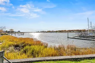 1 Rodeo Dr, Barrington, RI 02806 - Photo 6