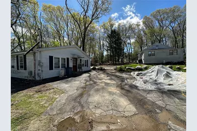 8 Buona Vista Avenue, Johnston, RI 02919 - Photo 4