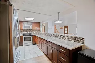 39 Columbia St, North Attleboro, MA 02760 - Photo 4