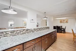 39 Columbia St, North Attleboro, MA 02760 - Photo 6