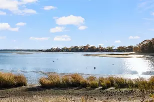 178 Manning St, Warwick, RI 02889 - Photo 6