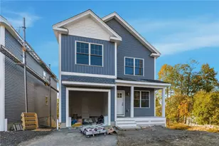 4 Teresa Ann Crossing, West Warwick, RI 02893 - Photo 2