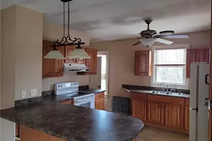 37 Columbia St, South Kingstown, RI 02879 - Photo 6