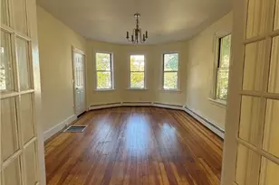 58 Roanoke St, Providence, RI 02908 - Photo 2