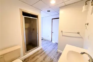 196 Angell Rd, Lincoln, RI 02865 - Photo 16