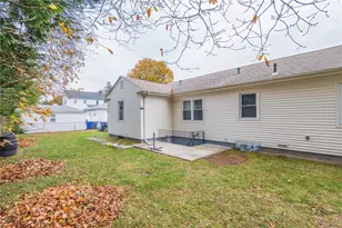 9 Farnum Ave, North Providence, RI 02911 - Photo 24