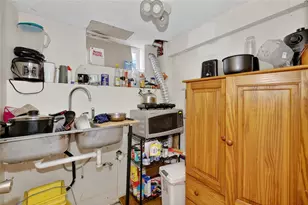 132 Atlantic Ave, Providence, RI 02907 - Photo 42