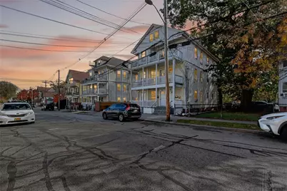 132 Atlantic Avenue, Providence, RI 02907 - Photo 4