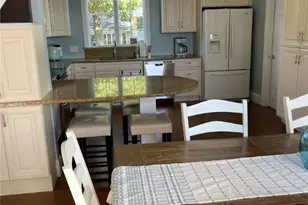 117 Camden Rd, Narragansett, RI 02882 - Photo 6