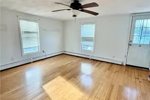 39 Congdon Rd, Narragansett, RI 02882 - Photo 4