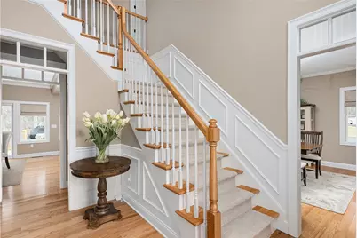 8 Ashton Court, Cranston, RI 02921 - Photo 4