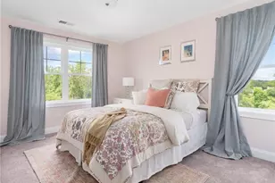 8 Ashton Ct, Cranston, RI 02921 - Photo 16