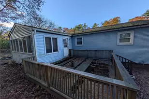 8 Grant Dr, Coventry, RI 02816 - Photo 2