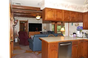 60 Trout Brook Ln, Scituate, RI 02857 - Photo 8