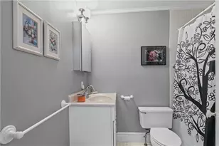 46 Chastellux Ave, Newport, RI 02840 - Photo 26