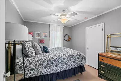 46 Chastellux Avenue #M8, Newport, RI 02840 - Photo 24