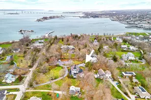 46 Chastellux Ave, Newport, RI 02840 - Photo 30