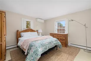 24 Barney St, Newport, RI 02840 - Photo 32