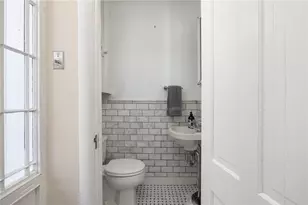 24 Barney St, Newport, RI 02840 - Photo 20