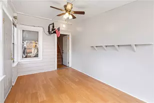 41 Oak St, Cranston, RI 02910 - Photo 18