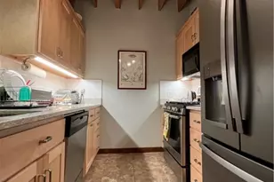 45 Ayrault St, Newport, RI 02840 - Photo 12