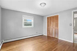 83 Greeley St, Pawtucket, RI 02861 - Photo 16