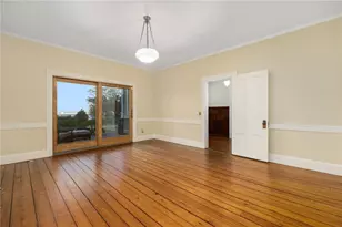 39 Walcott Ave, Jamestown, RI 02835 - Photo 14