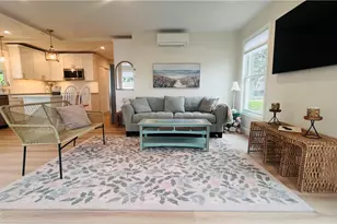 115 Wellington Ave, Newport, RI 02840 - Photo 16