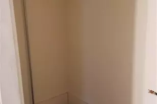 36 Roberts St, Woonsocket, RI 02895 - Photo 10