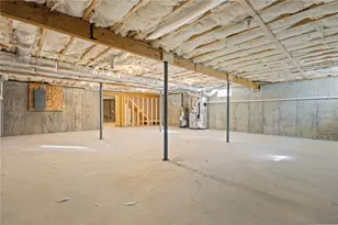 700 Sandy Ln, Warwick, RI 02889 - Photo 18