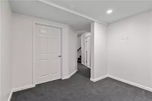 189 Laurel Ave, Providence, RI 02906 - Photo 38