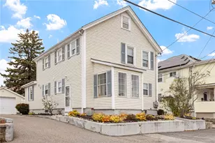 21 Donnelly St, East Providence, RI 02914 - Photo 1