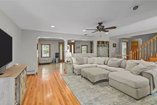 151 Old Jenckes Hill Rd, Lincoln, RI 02865 - Photo 14