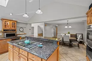 151 Old Jenckes Hill Rd, Lincoln, RI 02865 - Photo 12