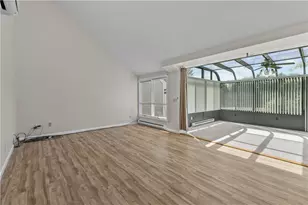 6 Fox Run Rd, Portsmouth, RI 02871 - Photo 4