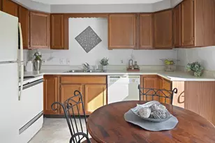 200 Post Rd, Warwick, RI 02888 - Photo 8