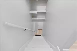 458 Thames St, Newport, RI 02840 - Photo 34