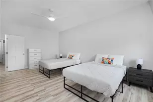 458 Thames St, Newport, RI 02840 - Photo 32