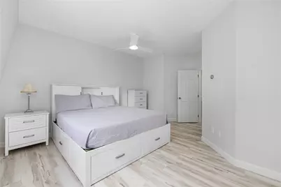 458 Thames Street #B, Newport, RI 02840 - Photo 28