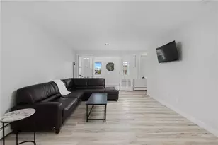 458 Thames St, Newport, RI 02840 - Photo 18