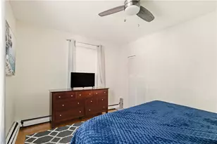 13 Holland St, Newport, RI 02840 - Photo 18